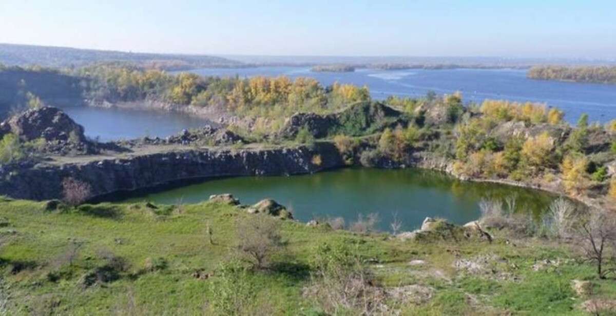Таромский карьер